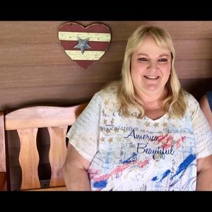 Meet your Posher, Tina